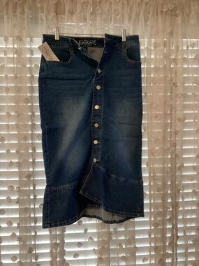 NUGGLES Women’s Medium Denim Ruffle Skirt